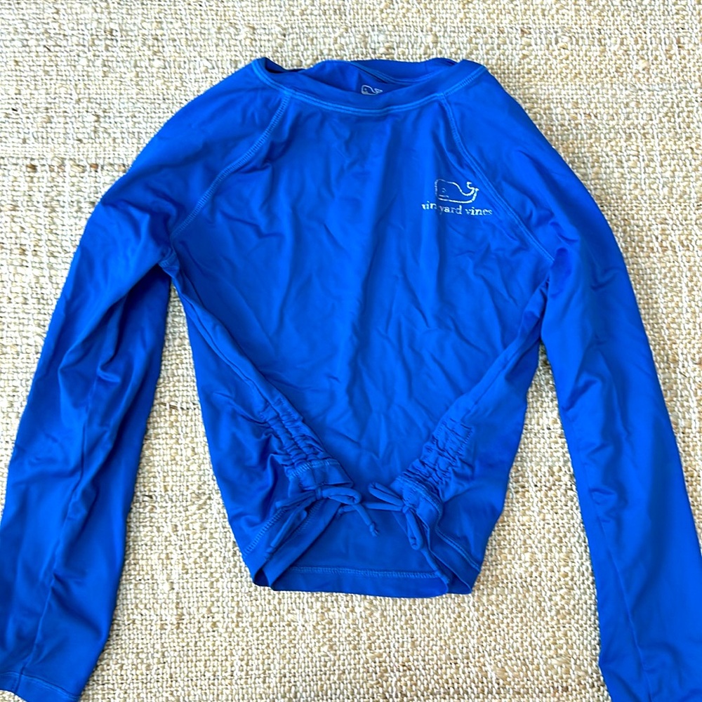 Vineyards Vines rashguard